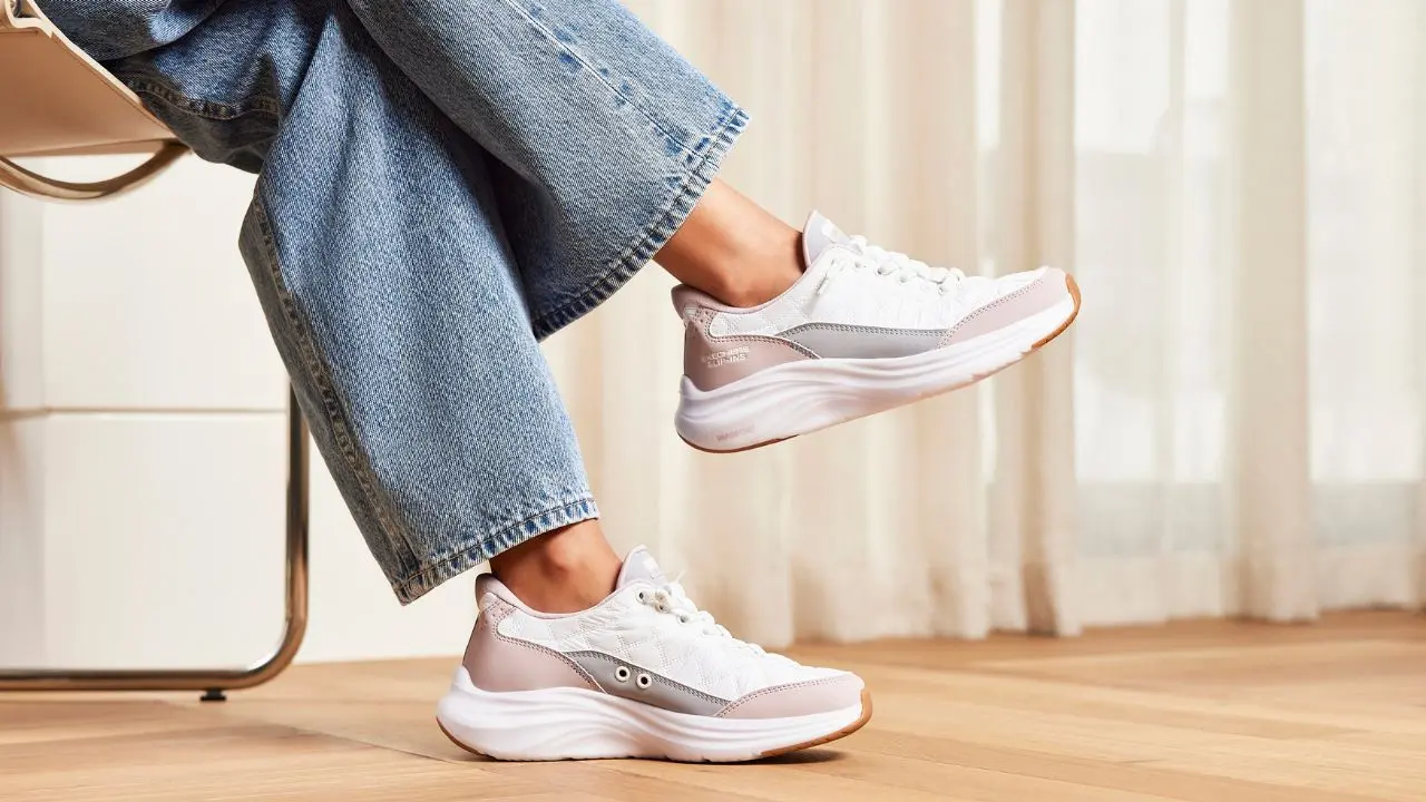 Skechers